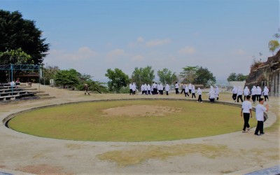 EDUKASI WISATA, SEJARAH DAN ALAM DALAM FIELD TRIP SMA MUHAMMADIYAH 7 YOGYAKARTA